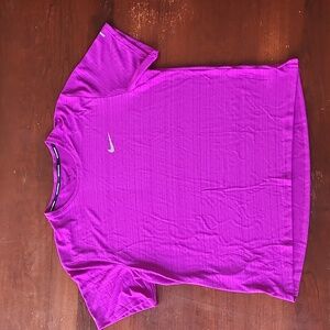 Like-new men's Nike running Dri-fit shirt